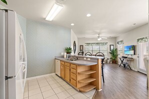 Interior - River Creek 2 Unit 1002 (Sunset Beach)