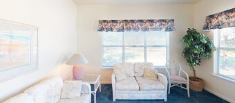 River Creek 2 Unit 1006