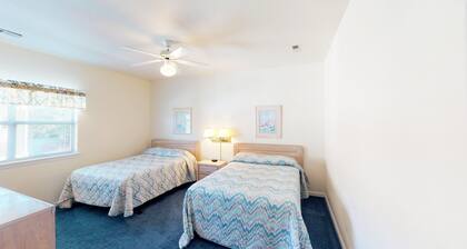 River Creek 2 Unit 1006