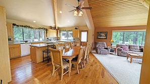 Front of property - Foursome 2 (Bend)