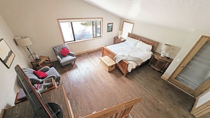 Interior - East Butte 14 (Bend)