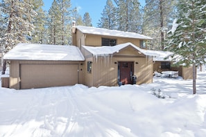 Interior - Sunriver Hot Tub Home With Sharc Passes (Bend)