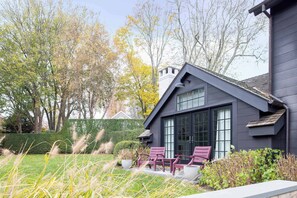 Interior - Bridgehaven Estate by Rove - Luxe Home With Pool (Bridgehampton)