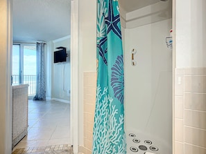 Interior - Oceania Beach Club 203 (New Smyrna Beach)