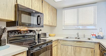 Oceania Beach Club 203