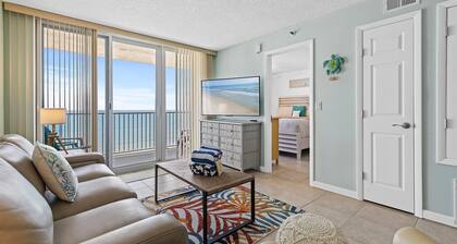 Oceania Beach Club 704