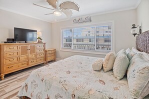 Interior - Win-san C315 (New Smyrna Beach)