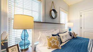 WiFi, bed sheets - Peaceful Cottage Retreat with Pool, Trails & Easy Access to Kennebunkport (Arundel)