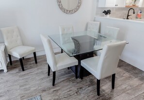 Interior - Win-san C213 (New Smyrna Beach)