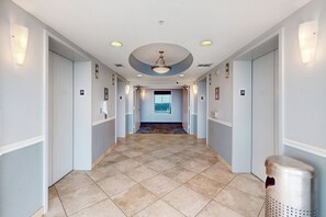 Interior - Ocean Walk 2424b (Daytona Beach)
