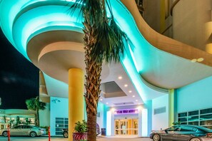 Interior - Ocean Walk 2424b (Daytona Beach)