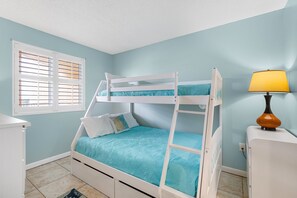 Interior - Oceania Beach Club 803 (New Smyrna Beach)