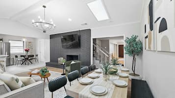 Rumah (4 Bedrooms) | Interior