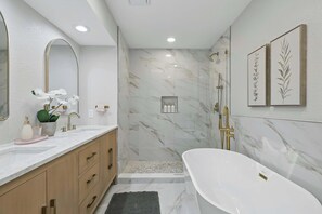 House (4 Bedrooms) | Interior - Spacious 5BR 3BA Retreat With Pool & Hot Tub (Duncanville)