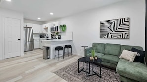 Apartment (2 Bedrooms) | Interior - Modern 2BR Unit With Hot Tub (Haltom City)