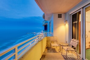 Interior - Ocean Walk 2424a (Daytona Beach)