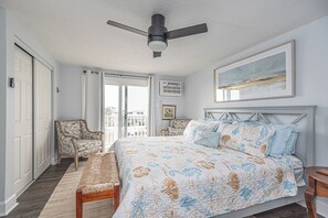 3 bedrooms, iron/ironing board, free WiFi - Spacious 3BR Townhouse with Pool (Ocean City)