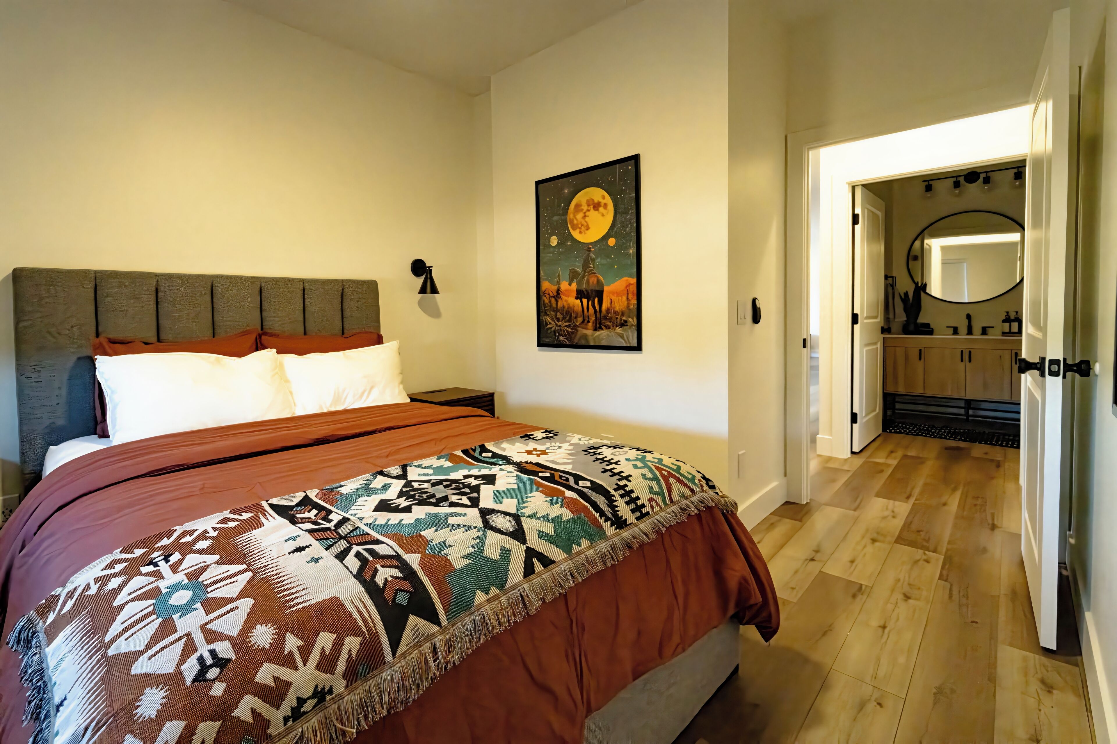 3 soverom, strykejern/-brett, wi-fi og sengetøy