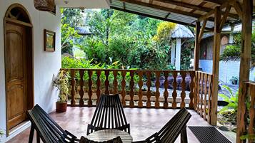 Family Room, River View | Terrace/patio