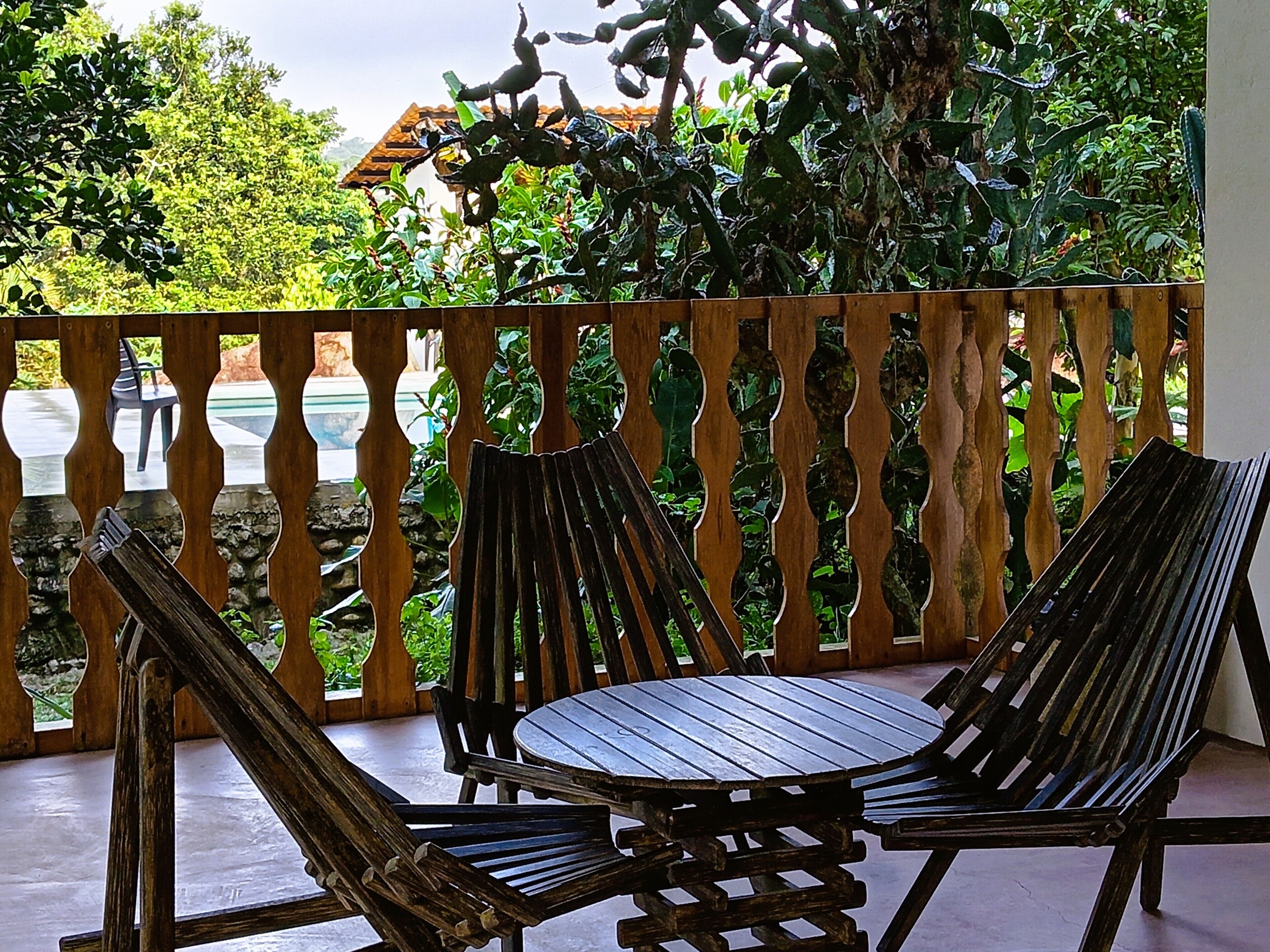 Chambre Triple Confort, vue fleuve | Terrasse/Patio