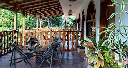 Banana Lodge