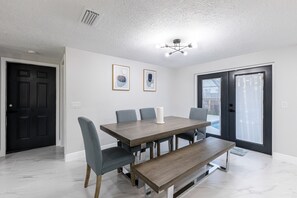 Dining - Spacious Luxury Pool Home • 5BR • Sleeps 12+ (Seffner)