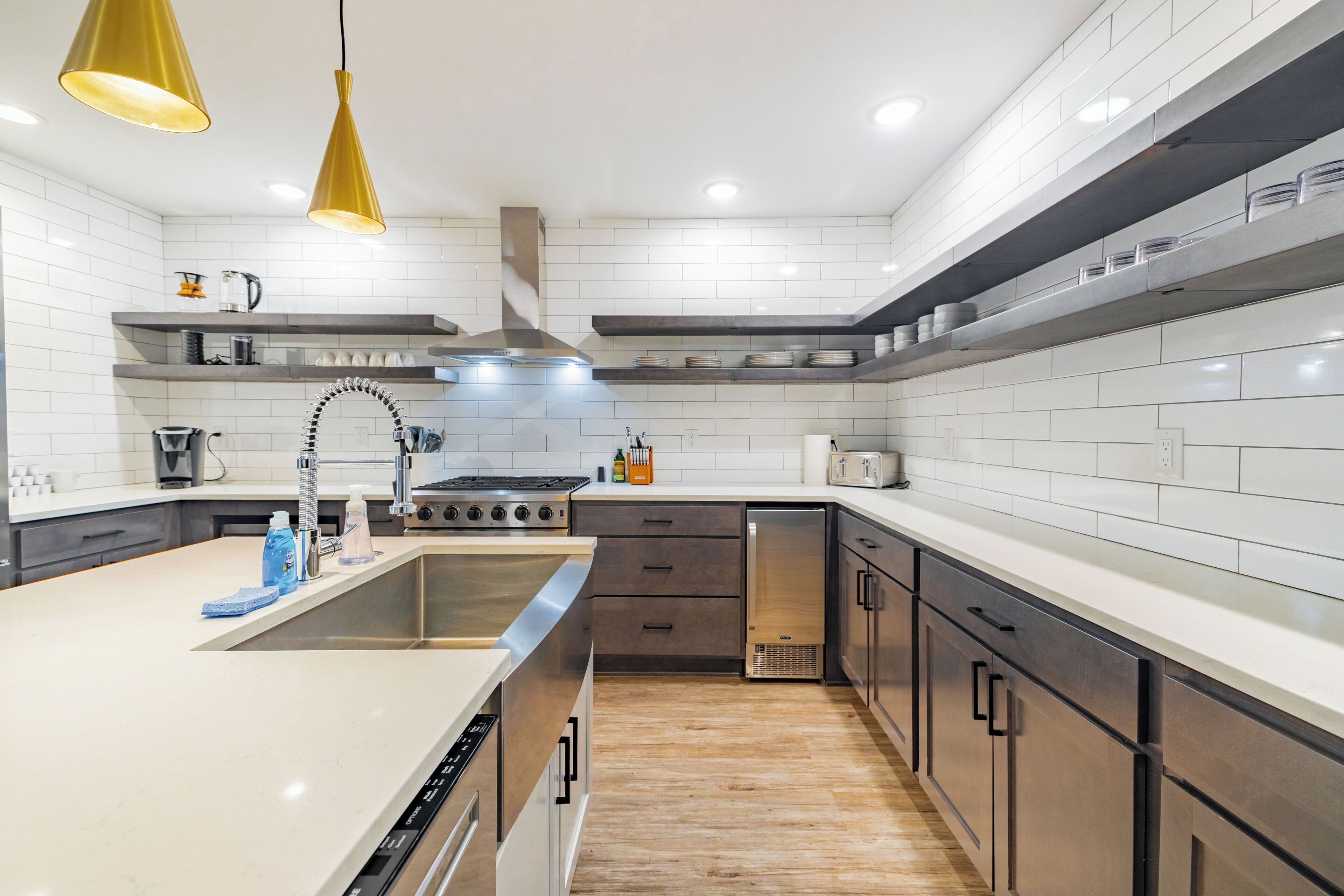 Condo supérieur, 6 chambres | Cuisine privée