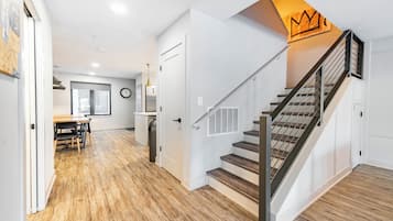 Superior Condo, 6 Bedrooms | Interior