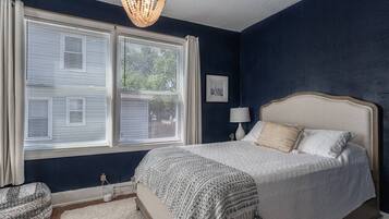 Schreibtisch, Bügeleisen/Bügelbrett, WLAN, Bettwäsche