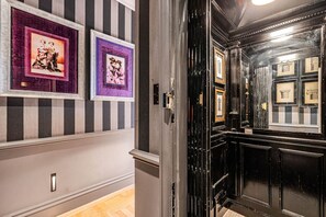 House - Exclusive Cadogan Square Private Elevator (London)