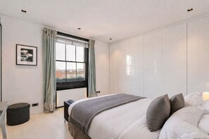 House - Cadogan Square 3BR Prime Location (London)