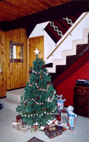Interior - Private Mountain Retreat with Views, Fireplace, Pet-Friendly and Family Ready (Pagosa Springs)