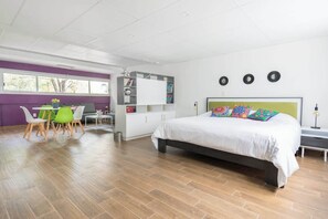 Iron/ironing board, WiFi - Beautiful Loft at Colonia ROMA (Mexico City)