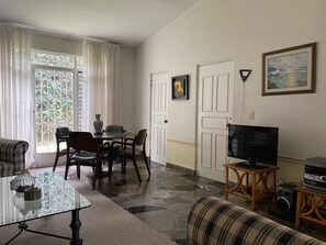 Télévision, espaces bureaux