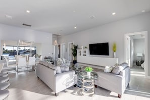 TV, ping pong - Elite Sunset Oasis | Heated Pool/Spa | Game Room (Cape Coral)