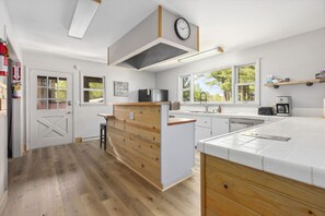 Microwave, dishwasher, coffee/tea maker, dining tables - Lakefront Upnorth Getaway Sleeps 57|Dock Your Boat (Emily)