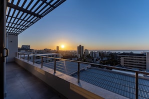 Property grounds - Sea views on High Level-Sea Point (Cape Town)