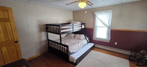 3 habitaciones, escritorio, wifi gratis y ropa de cama 