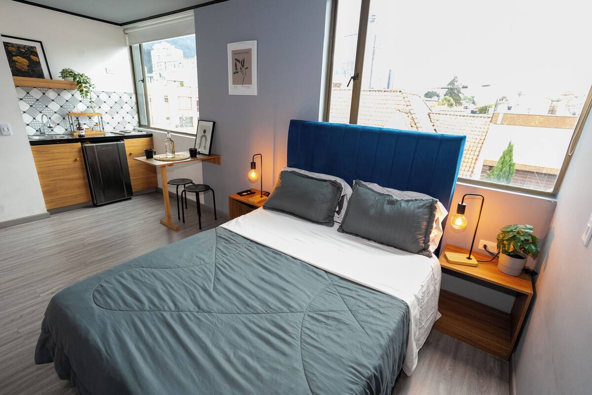 Apartemen Standar, pemandangan kota | Ruang kerja ramah laptop dan Wi-Fi gratis