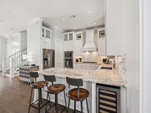 Fridge, microwave, oven, stovetop - Edge of Rosemary Beach + 1 Minute Walk to Beach | Pool, Putting Green, Carriage Hosue (Rosemary Beach)