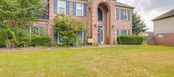 Fire Pit • BBQ Patio • Kids Playground • Sleeps 12