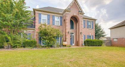Fire Pit • BBQ Patio • Kids Playground • Sleeps 12