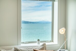 Interior - Oriental Bay Waterfront- Entire 2 Level apartment (Wellington)