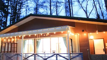 Fasade – kveld/natt