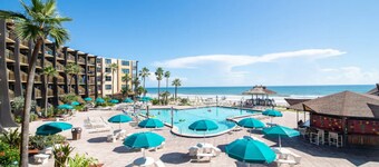 NEW Amazing Ocean Front Retreat in Daytona Beach!