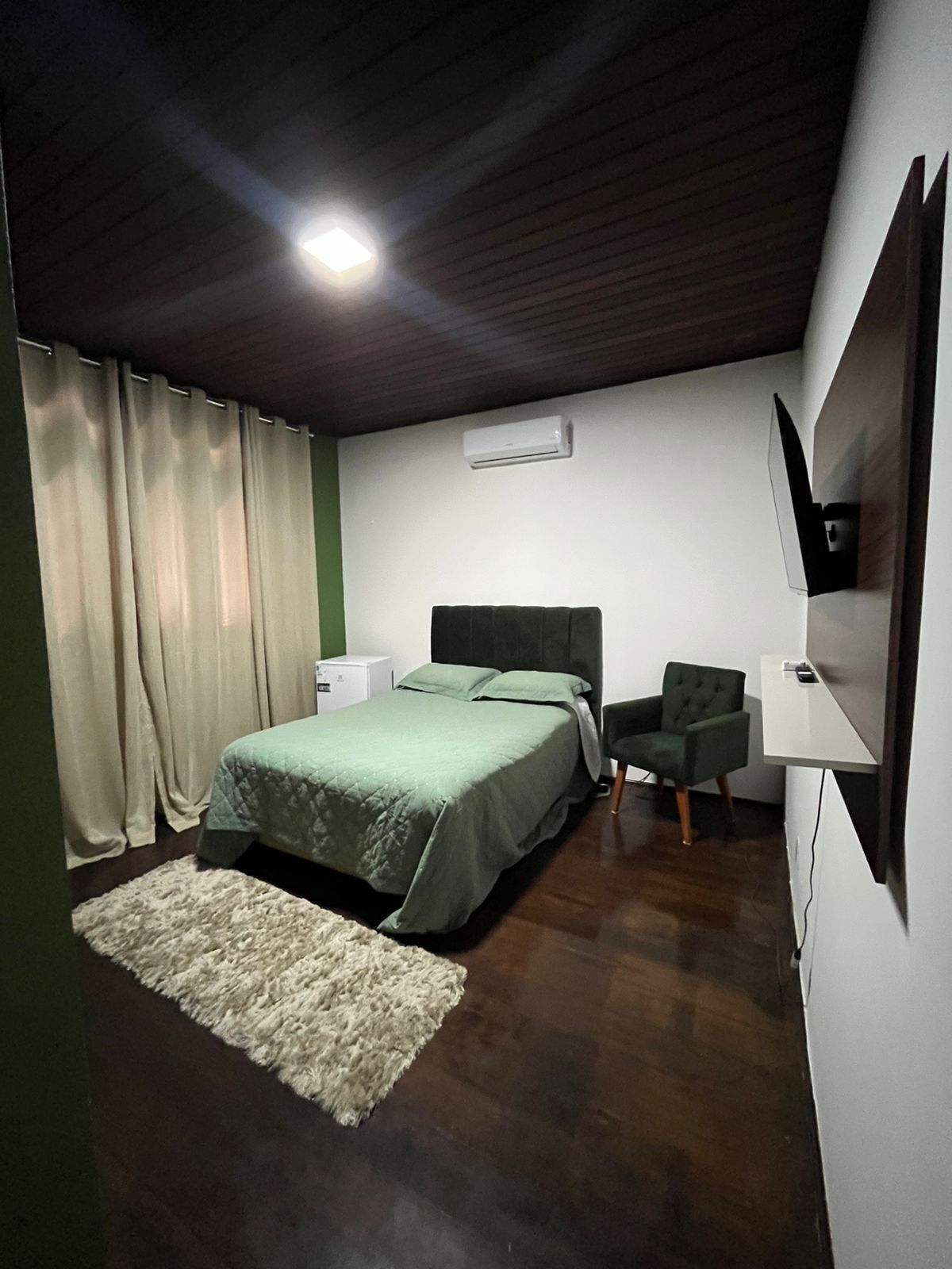 Standard Twin Room | Desk, laptop workspace, free WiFi