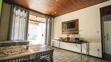 Ilmainen päivittäinen itsepalveluaamiainen