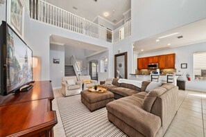 Living area - Magic Moments Getaway (Kissimmee)