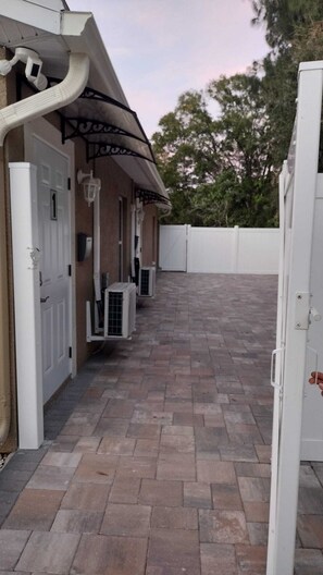 Property grounds - Parsons Haven House #1 in Town 'n' Country, Tampa (Tampa)