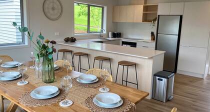 Modern Rotorua Haven